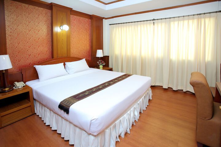 Room 16 of 71