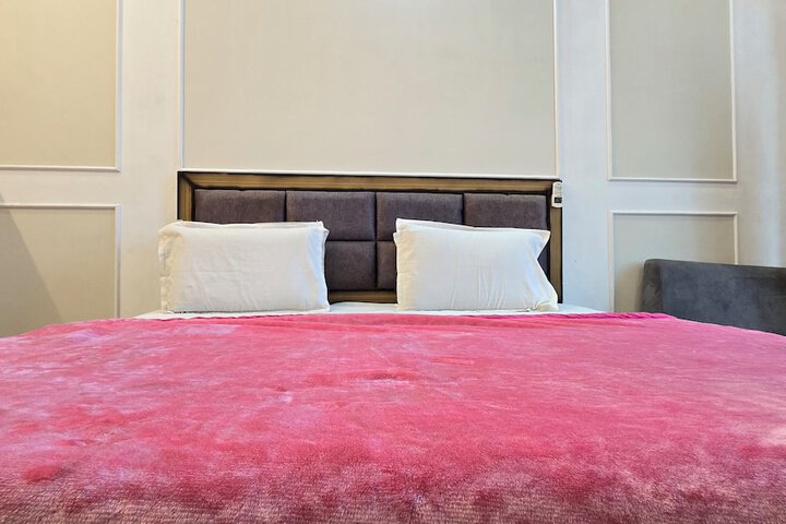 Room 18 of 75