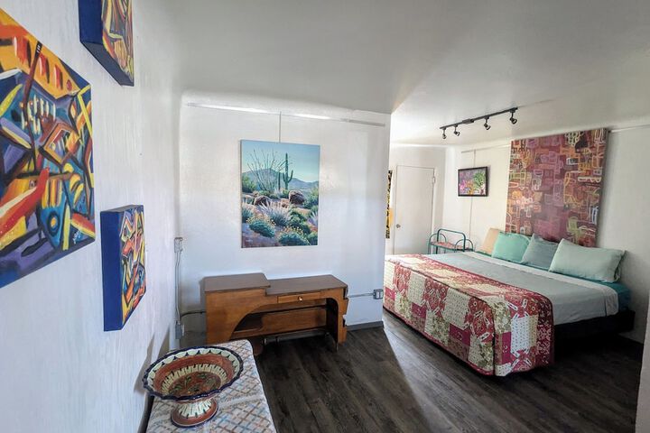 Room 13 of 276