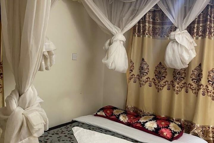 Room 2 of 24