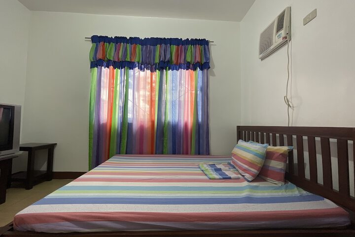 Room 21 of 200