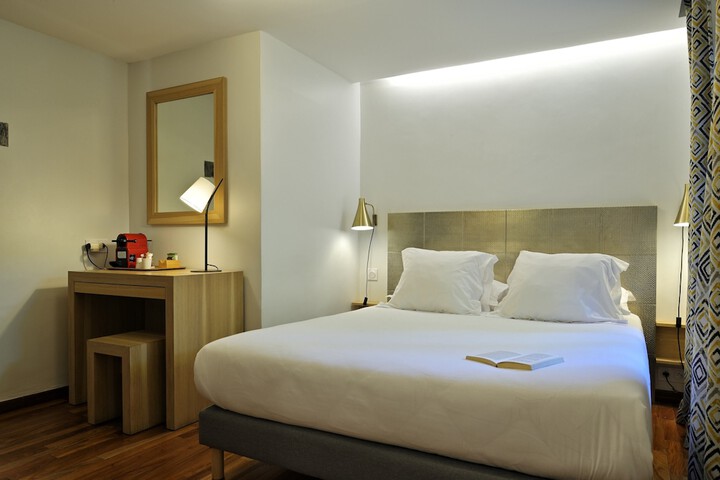 Room 3 of 91