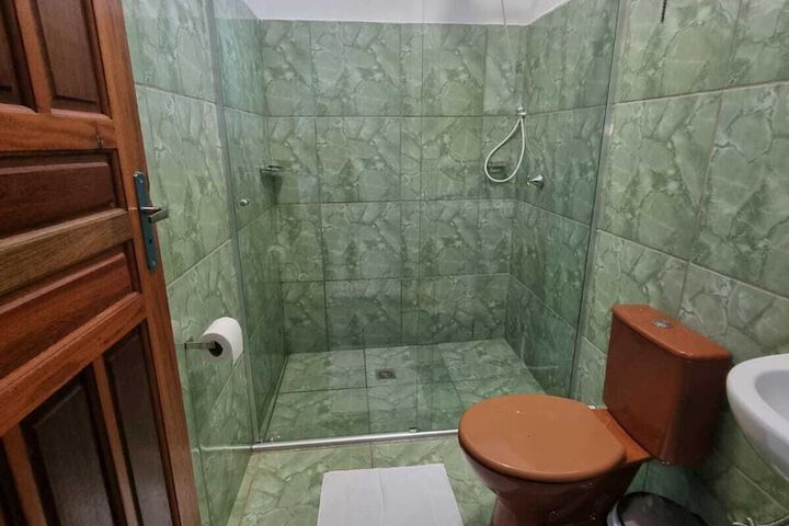 Room 16 of 24