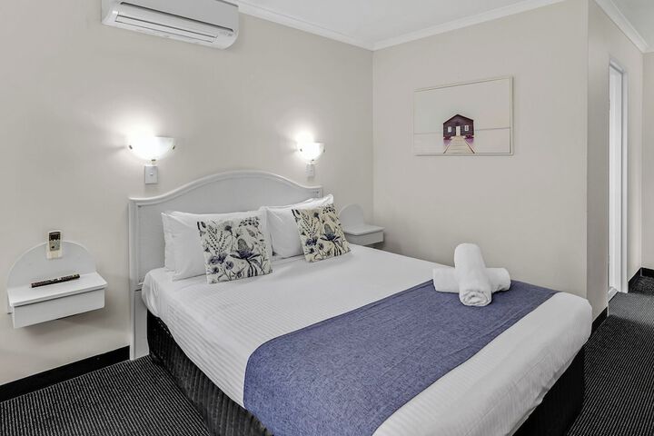 Room 19 of 70