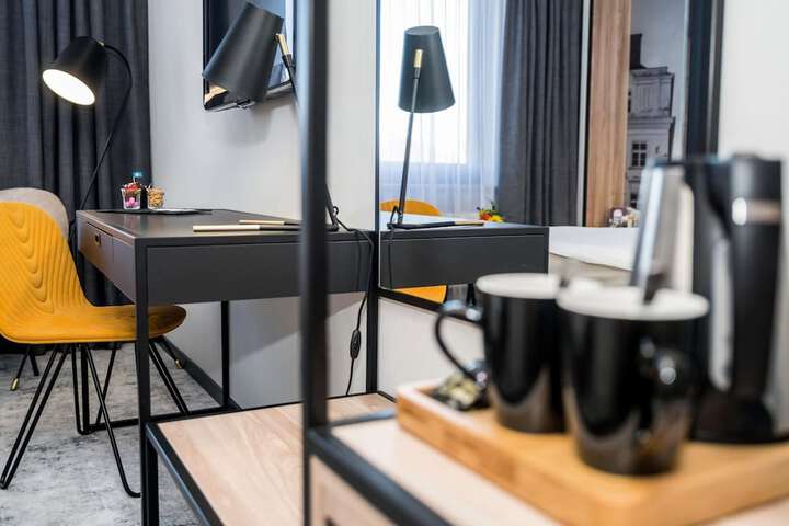 Room 26 of 155