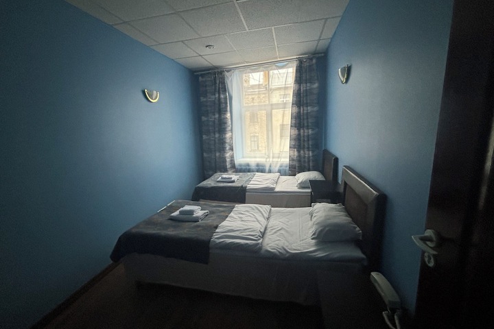 Room 124 of 272
