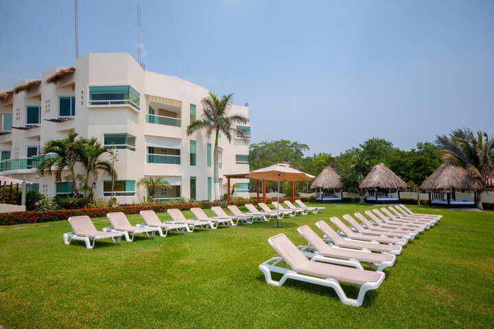 Artisan Playa Esmeralda Family Beach Hotel