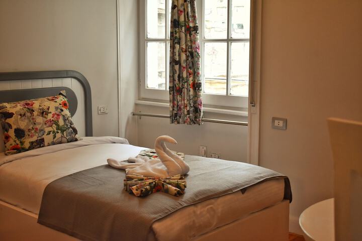 Room 3 of 29