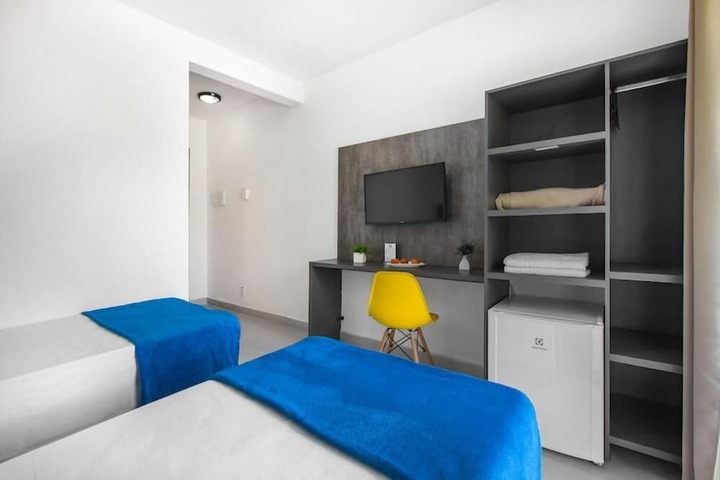 Room 26 of 68