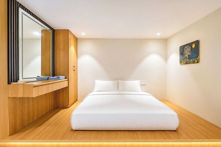 Room 42 of 117