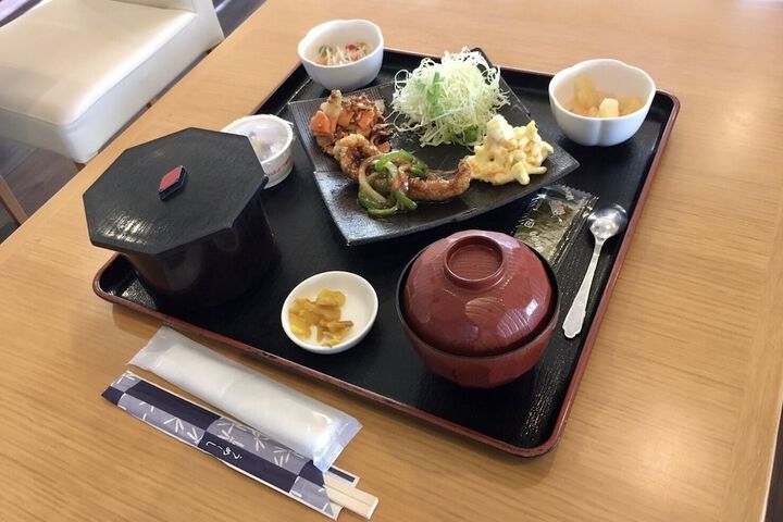 Breakfast/Coffee Service 23 of 38