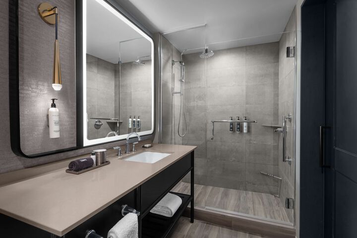 Bathroom shower