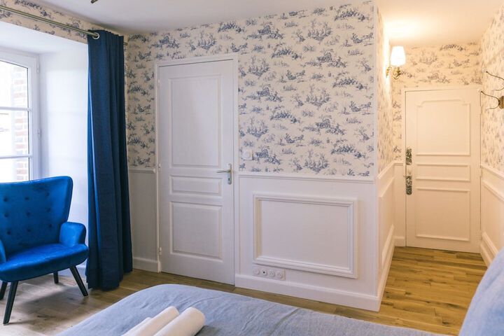 Room 21 of 83