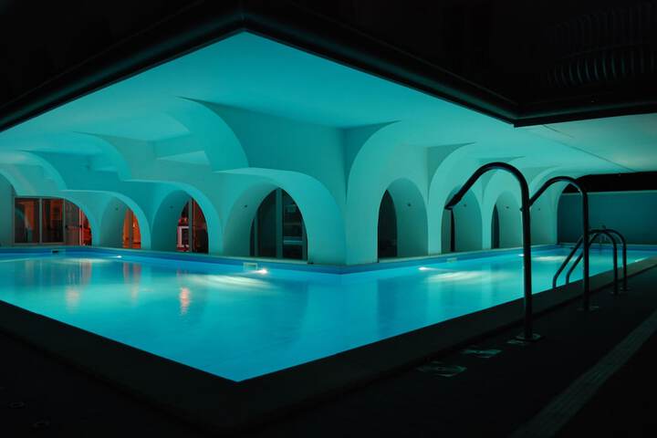 Pool 41 of 59