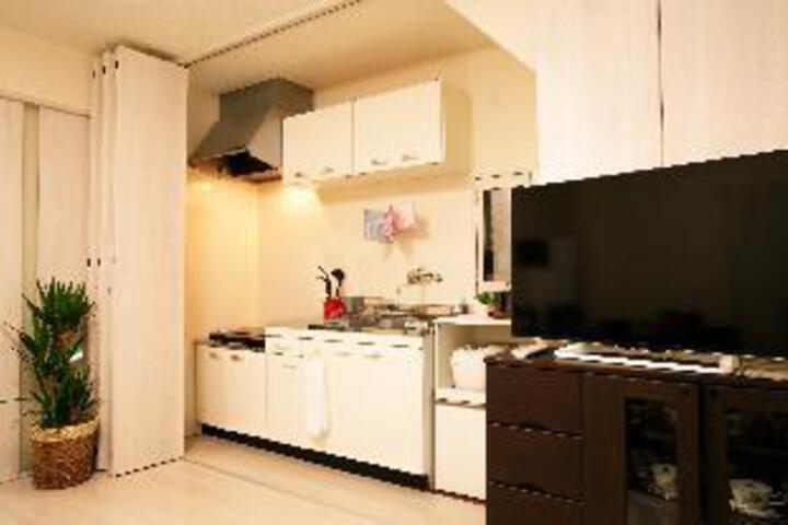 Exterior of Luxury Home 5 Minutes from Nishioji Station + Portable Wifi