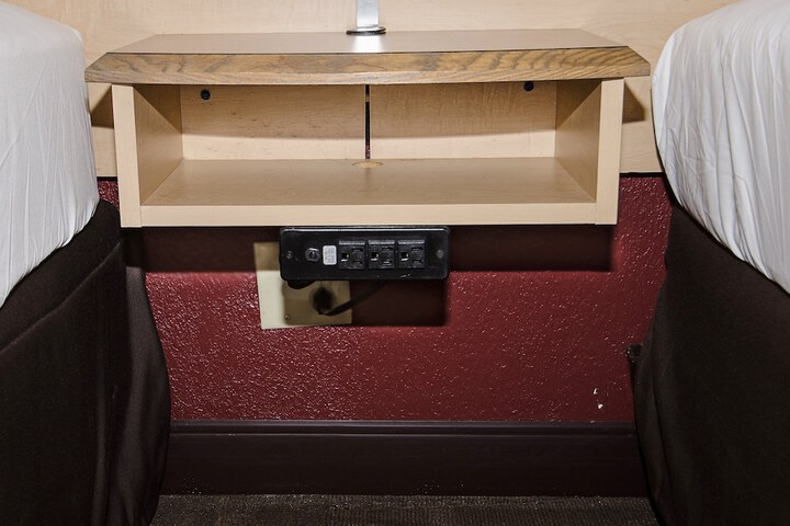 Deluxe 2 Double Beds (3 of 6)