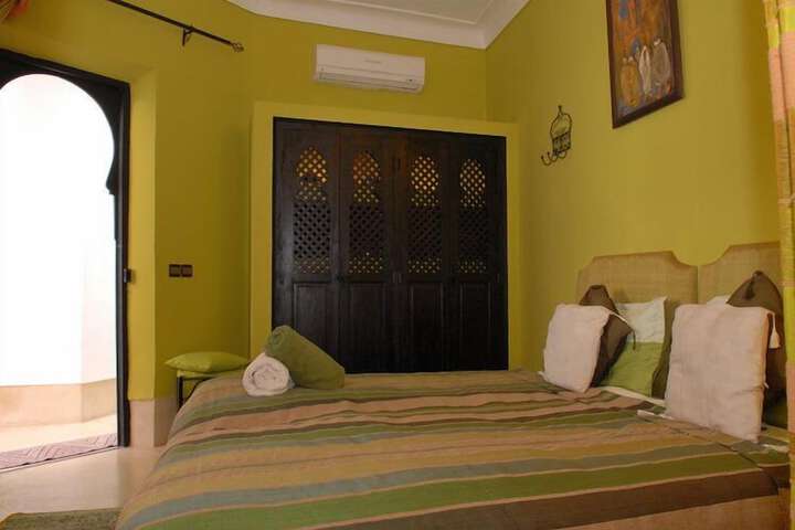 Room 6 of 34