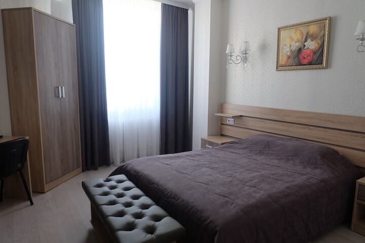 Room 52 of 67