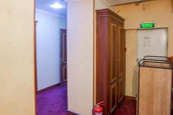 Room 35 of 46
