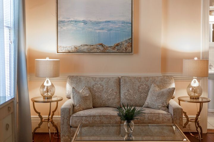 Room 16 of 60