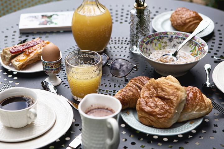 Breakfast/Coffee Service 25 of 37