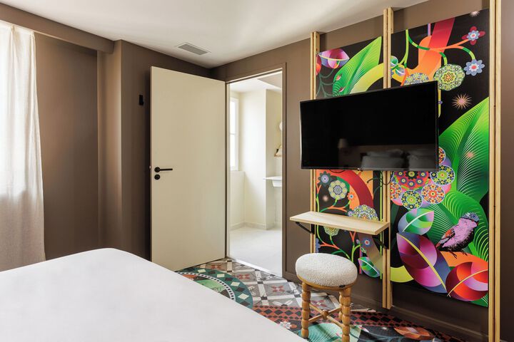 Room 74 of 85