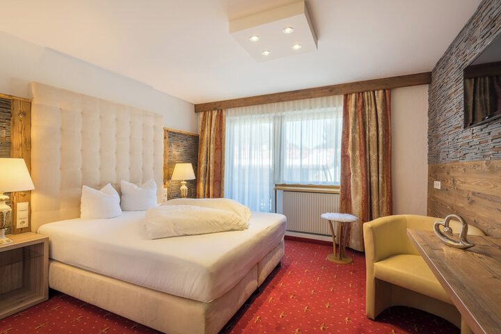 Room 15 of 80