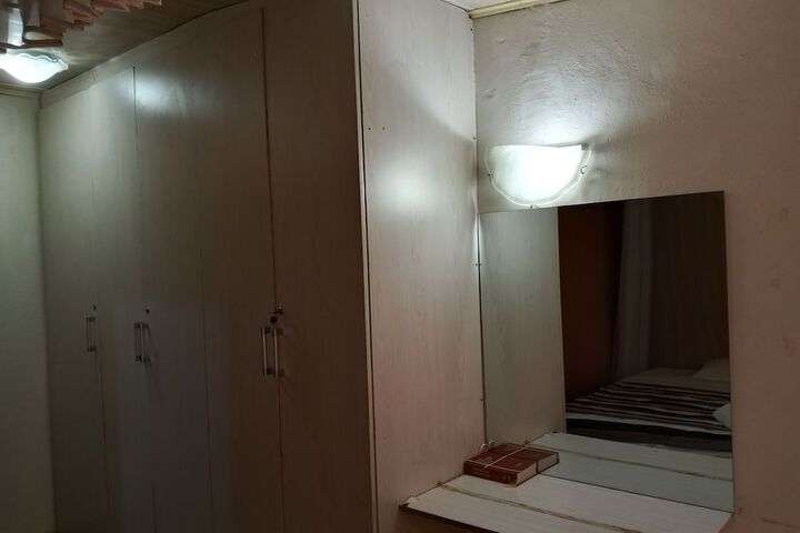 Room 25 of 36