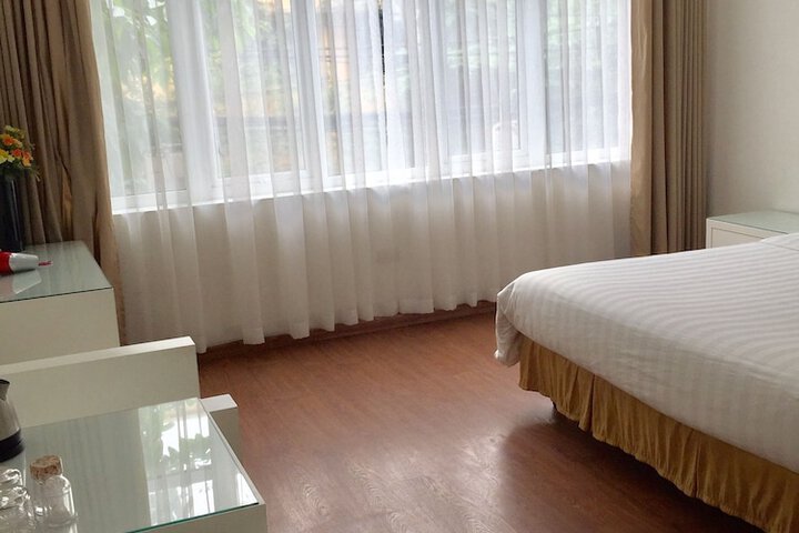 Room 9 of 22