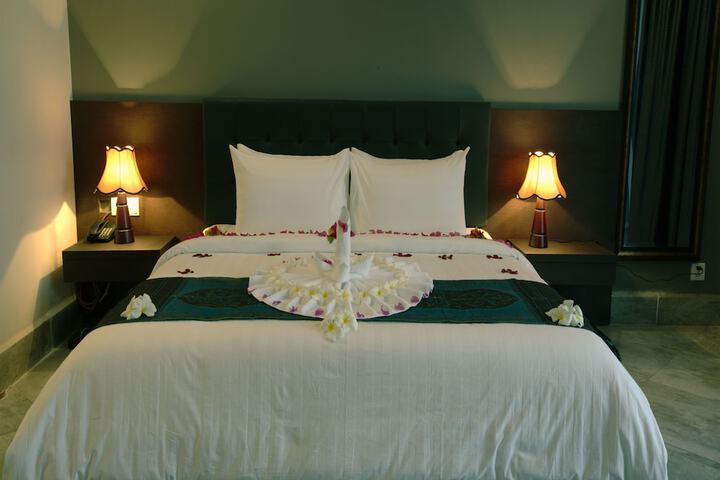 Room 23 of 145