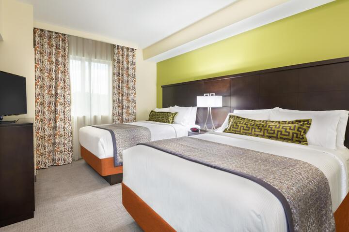 Standard Room, King or Two Doubles (3 of 6)