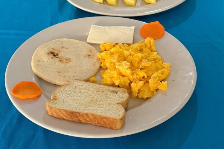 Breakfast/Coffee Service 93 of 108
