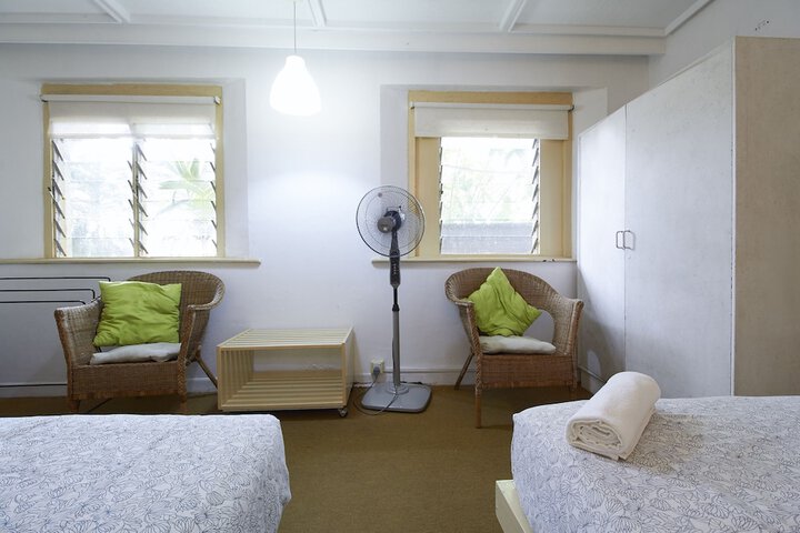 Room 19 of 39