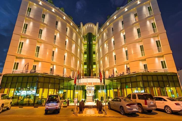 Aronani Hotel