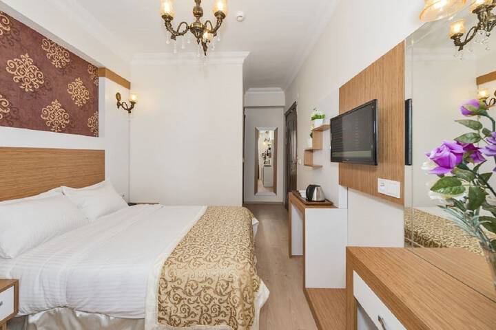 Room 46 of 70