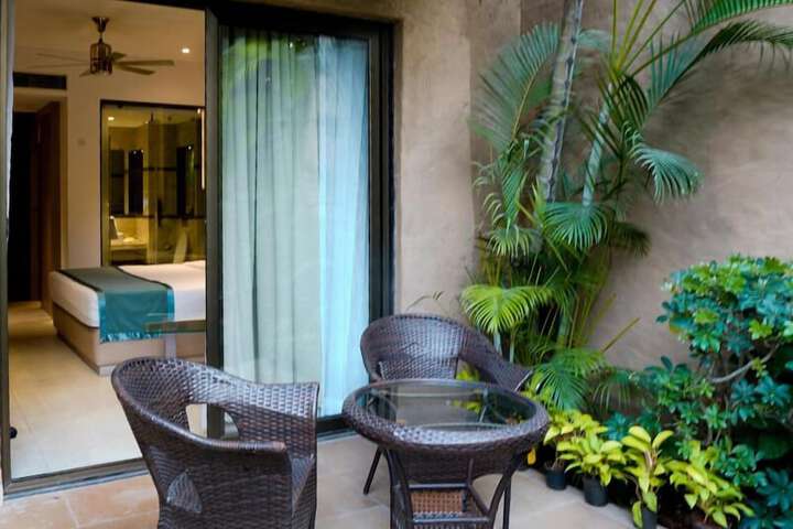 Terrace/Patio 32 of 136