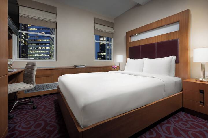 Double Bed Accessible (4 of 11)
