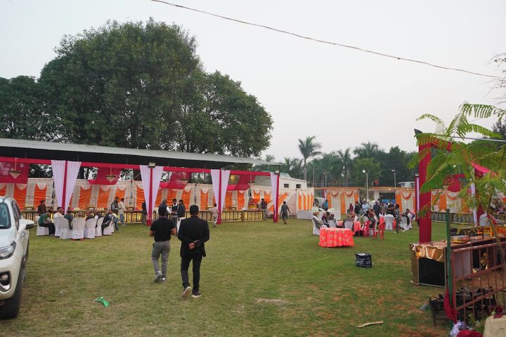 Ballroom/Hall 42 of 81