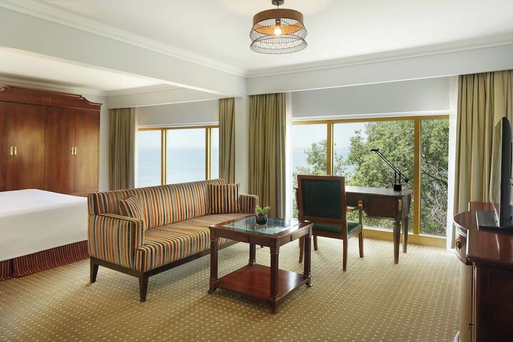 Room 21 of 70