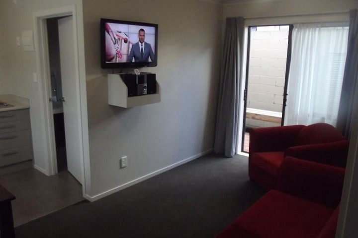 Room 32 of 55