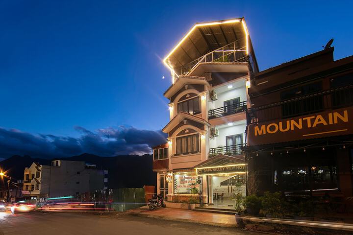 Hotel 43 of 52