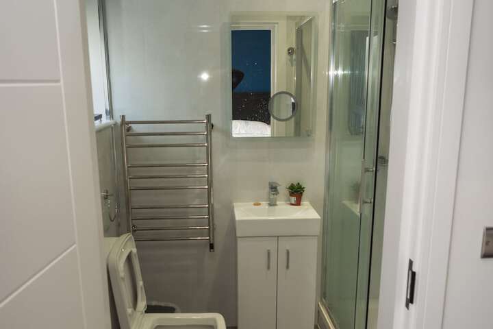 Room 82 of 87