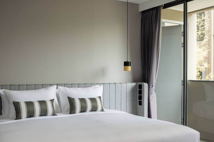 Room 21 of 72