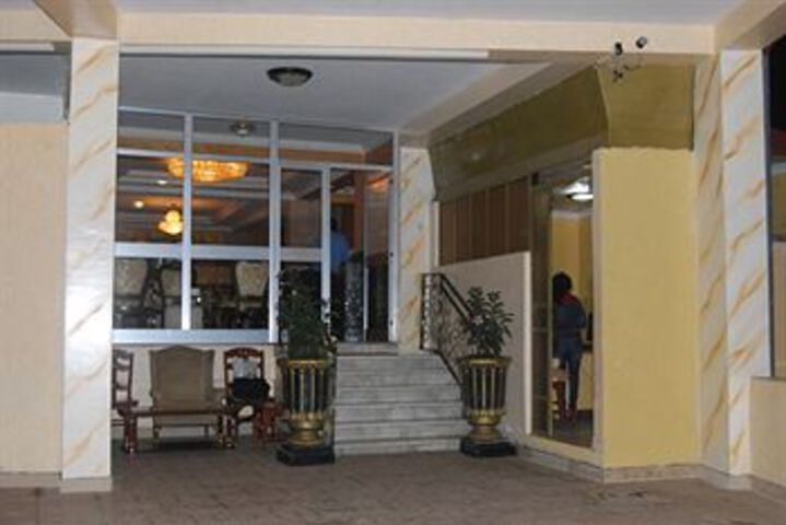 Hotel 17 of 25