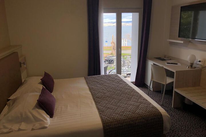 Room 14 of 41