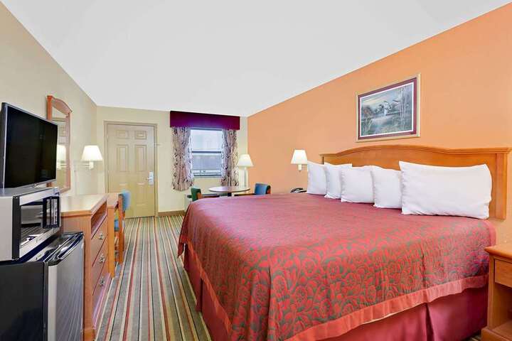 Guest room