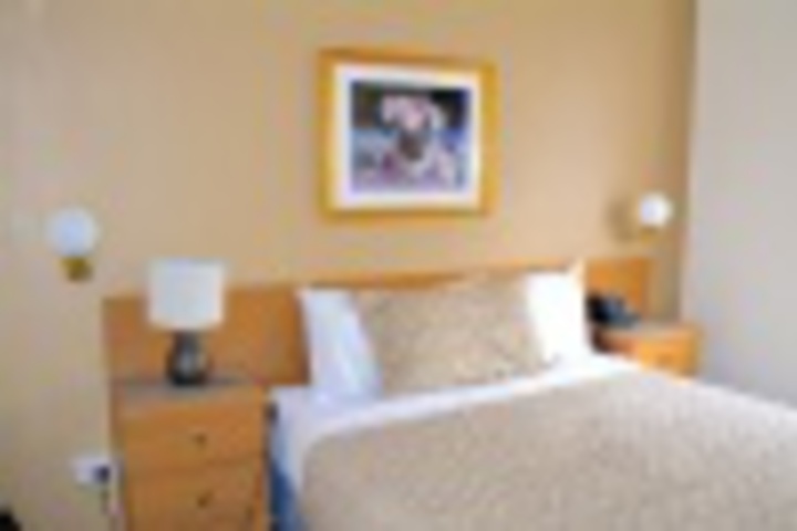 Room 40 of 768
