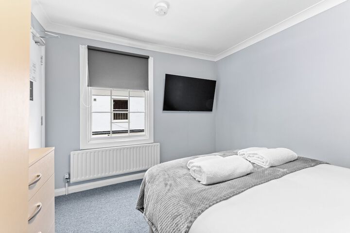 Room 3 of 29