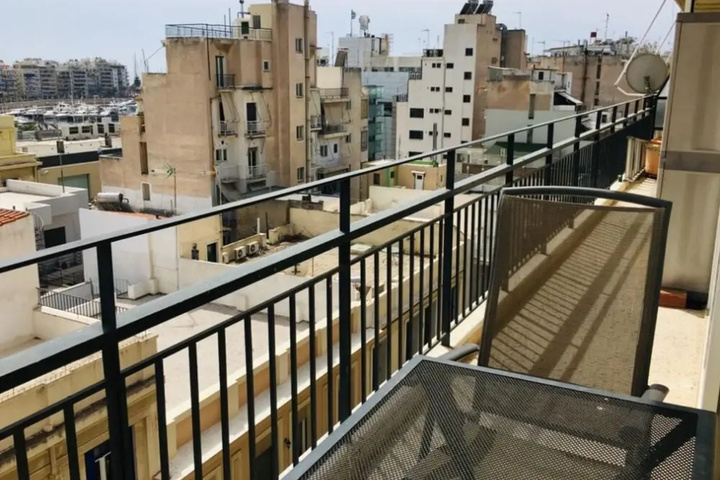 Terrace/Patio 8 of 19