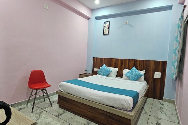 Room 10 of 20